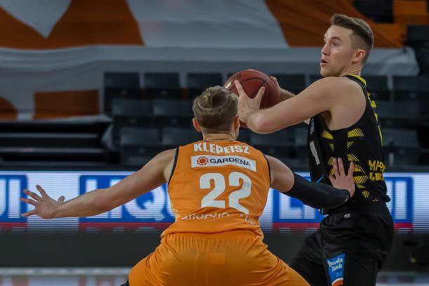 精准传球与 精准传球与